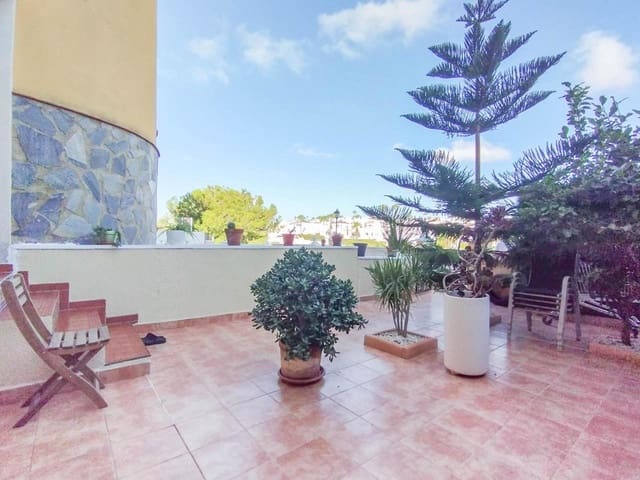 2 makuuhuone Huvila myytävänä paikassa Dehesa de Campoamor, Orihuela mukana uima-altaan - 159 000 € (Ref: 9578148)
