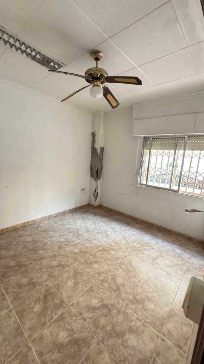 4 sovrum Lägenhet till salu i Torrevieja - 169 000 € (Ref: 9578151)