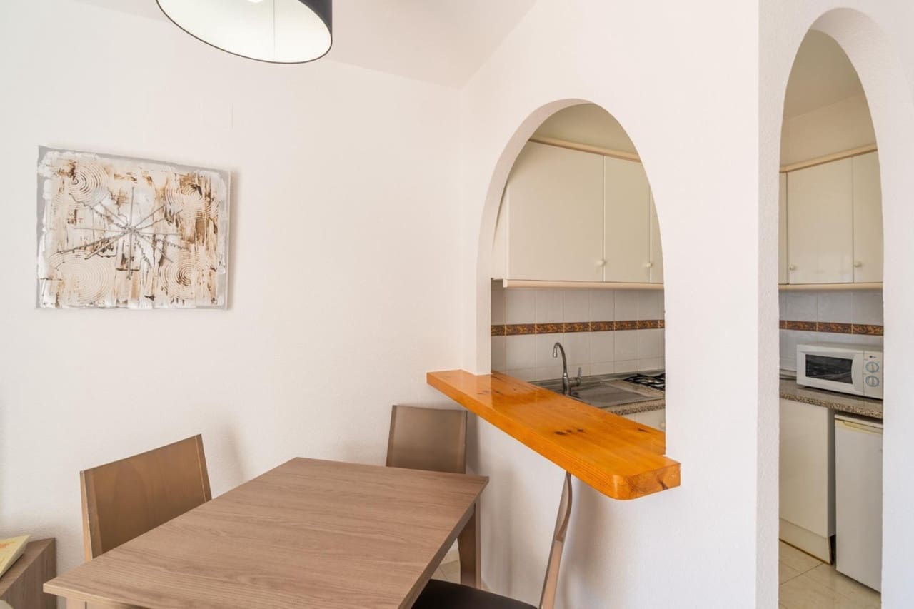 1 soveværelse Villa til salg i Calpe / Calp - € 170.000 (Ref: 9578153)