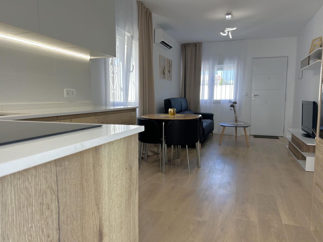 2 chambre Villa/Maison à vendre à San Luis - 154 000 € (Ref: 9578165)