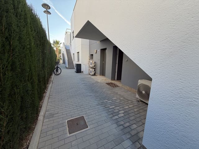 Apartamento de 2 habitaciones en Pilar de la Horadada ciudad, Pilar de la Horadada en venta - 219.900 € (Ref: 9602490)