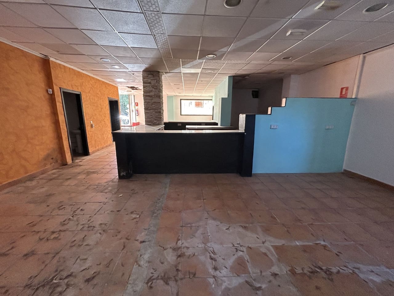 Kommersiell til salgs i Villamartin - € 180 000 (Ref: 9618567)