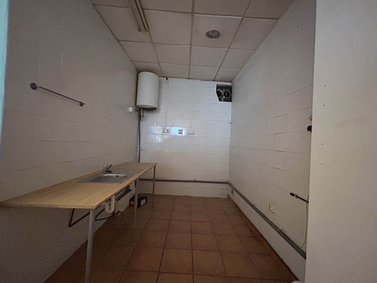 Kommersiell til salgs i Villamartin - € 180 000 (Ref: 9618567)