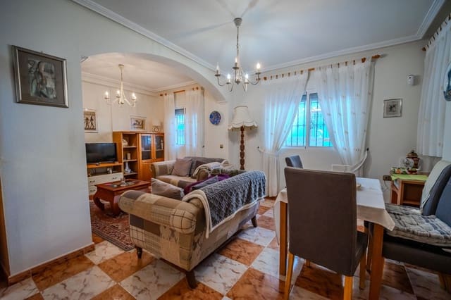 2 bedroom Villa for sale in La Zenia, Orihuela with pool - € 219,950 (Ref: 9639312)