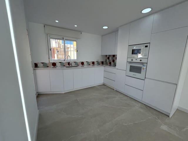 2 sypialnia Apartament na sprzedaż w Pilar de la Horadada ciudad, Pilar de la Horadada z basenem garażem - 225 000 € (Ref: 9650401)