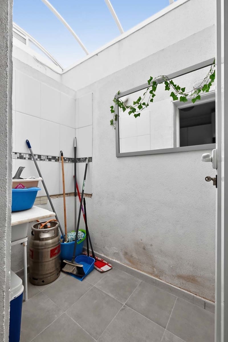 3 bedroom Villa for sale in Pinar de Campoverde - € 159,950 (Ref: 9679667)