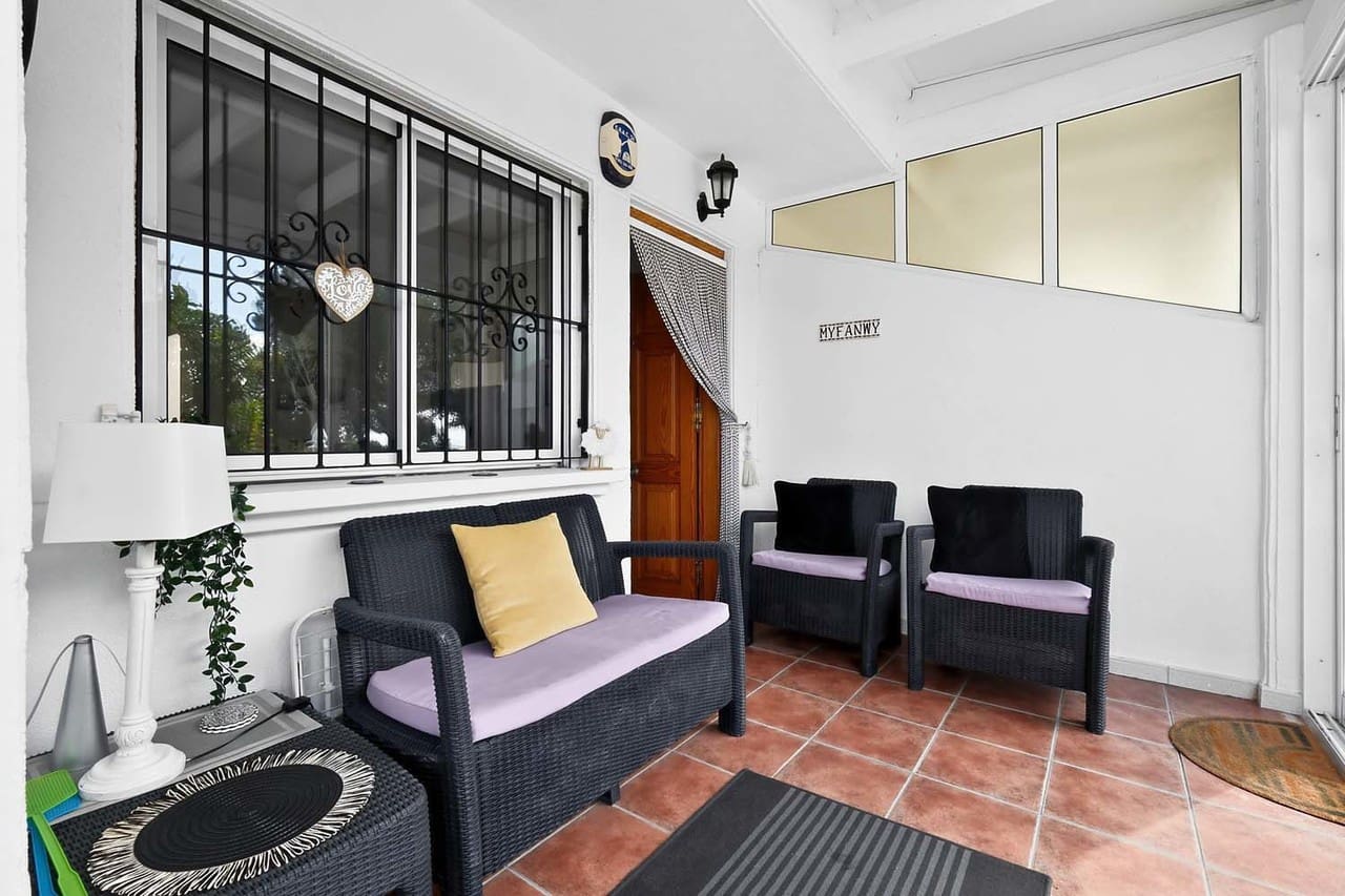 3 bedroom Villa for sale in Pinar de Campoverde - € 159,950 (Ref: 9679667)