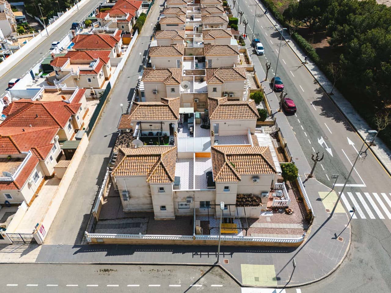 3 bedroom Villa for sale in Pinar de Campoverde - € 159,950 (Ref: 9679667)