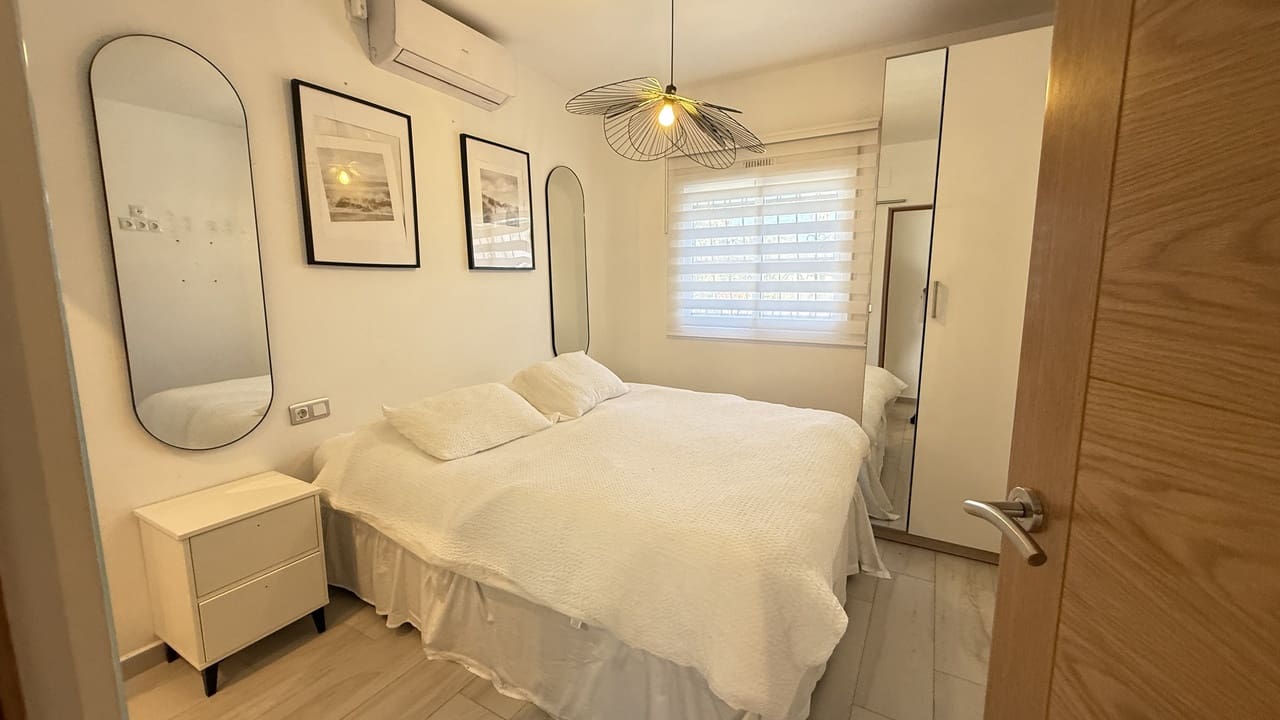 2 soverom Villa til salgs i San Miguel de Salinas med svømmebasseng - € 249 950 (Ref: 9684154)