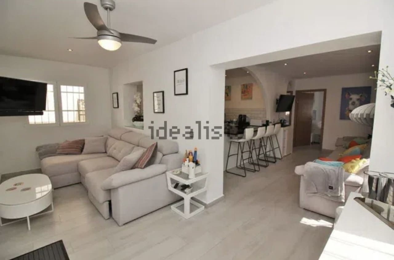 2 makuuhuone Huvila myytävänä paikassa Villamartin mukana uima-altaan - 249 950 € (Ref: 9684156)