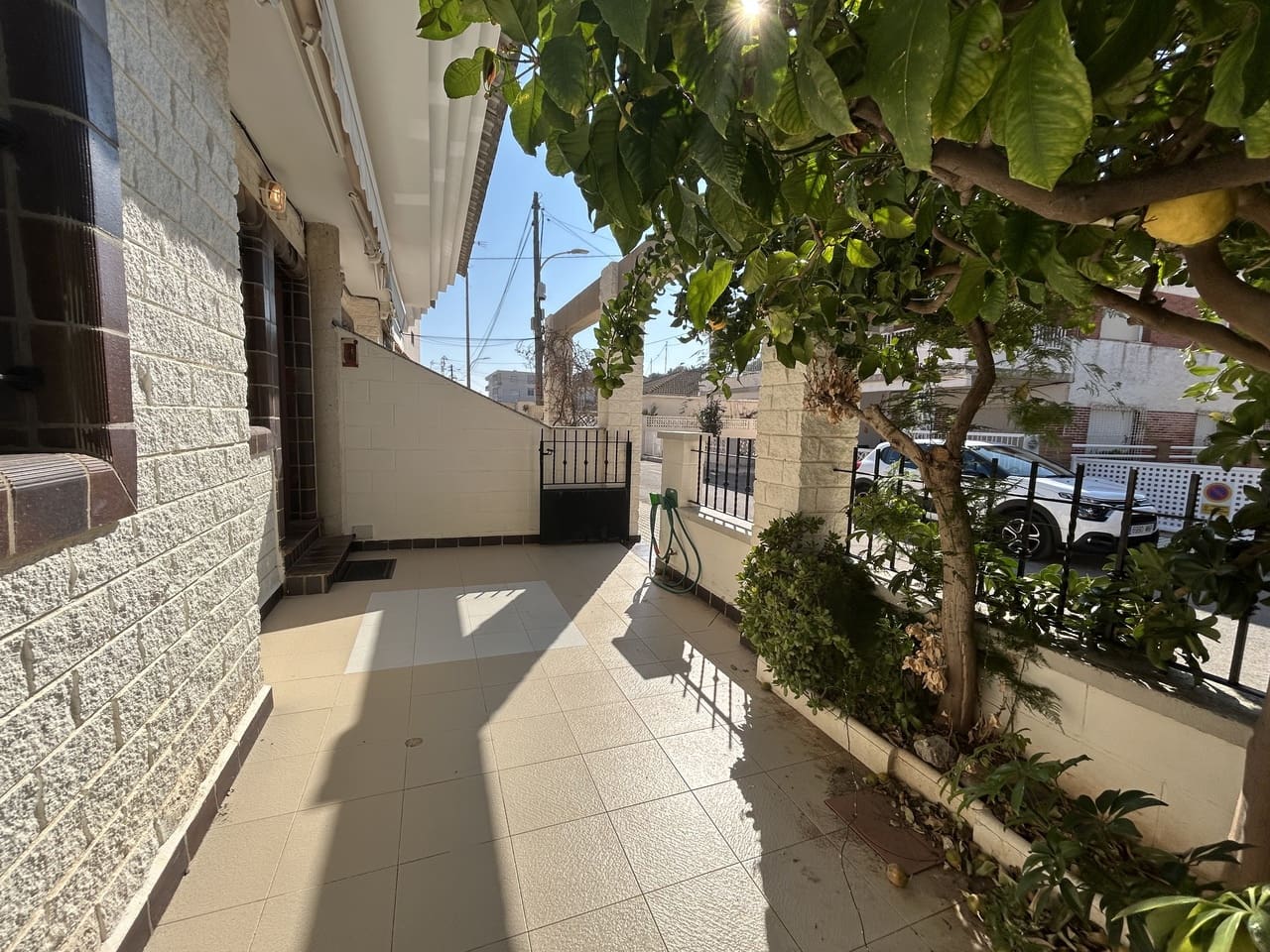 4 bedroom Townhouse for sale in Torre de la Horadada - € 249,000 (Ref: 9684187)
