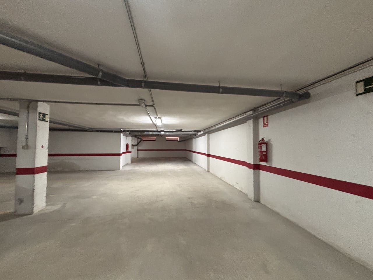 2 soverom Leilighet til salgs i Lo Pagan med svømmebasseng garasje - € 257 000 (Ref: 9684215)