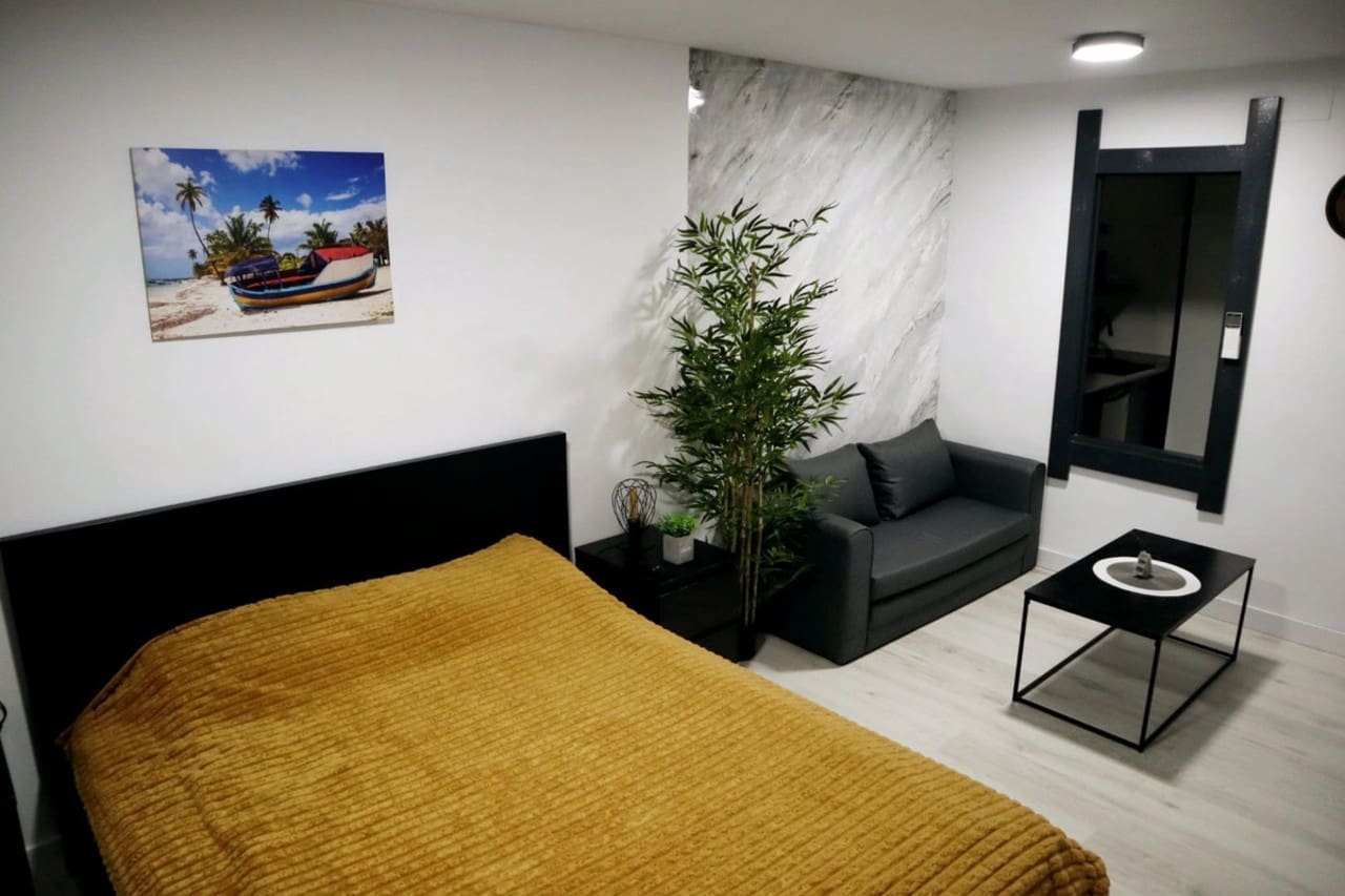 Apartment for sale in Benidorm with pool - € 269,000 (Ref: 9684217)