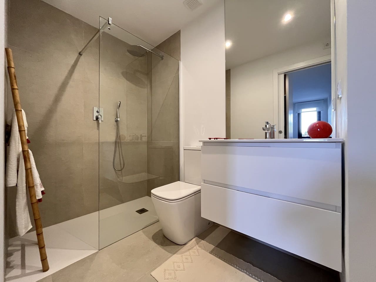 2 bedroom Apartment for sale in Mar de Cristal with pool garage - € 280,000 (Ref: 9684219)