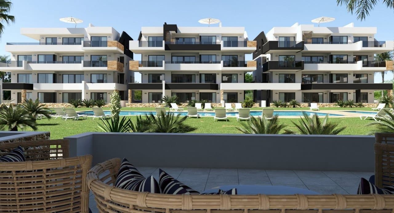 2 soverom Penthouse til salgs i Playa Flamenca med svømmebasseng - € 289 000 (Ref: 9684220)