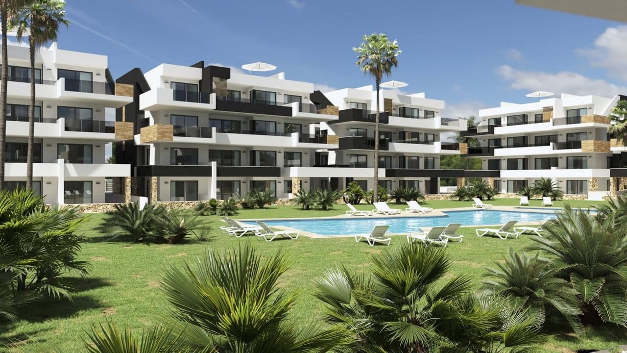 2 soverom Penthouse til salgs i Playa Flamenca med svømmebasseng - € 289 000 (Ref: 9684220)