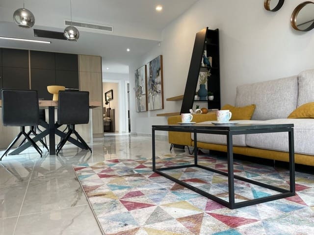 Ático de 2 habitaciones en Playa Flamenca, Orihuela en venta con piscina - 289.000 € (Ref: 9684221)