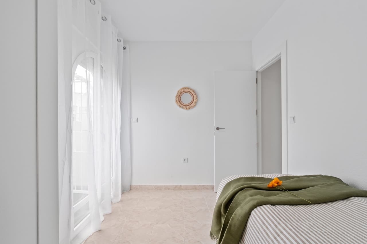 2 Zimmer Haus zu verkaufen in La Florida mit Pool Garage - 205.000 € (Ref: 9699938)