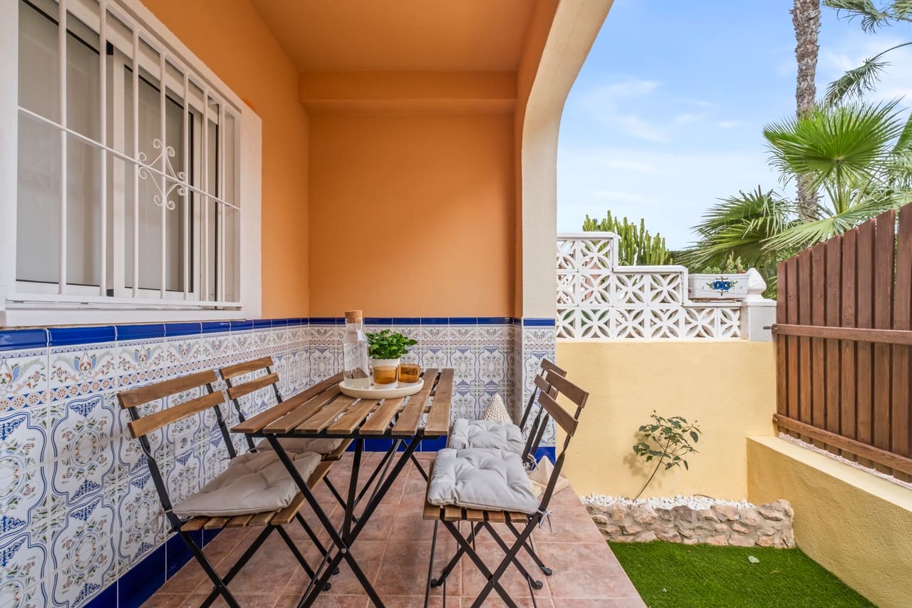 2 Zimmer Haus zu verkaufen in La Florida mit Pool Garage - 205.000 € (Ref: 9699938)