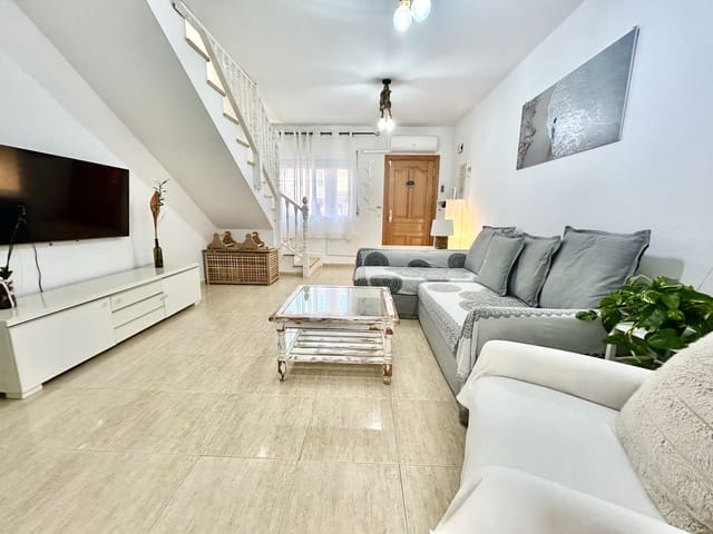 4 slaapkamer Huis te koop in San Pedro del Pinatar ciudad, San Pedro del Pinatar met zwembad - € 249.000 (Ref: 9707631)