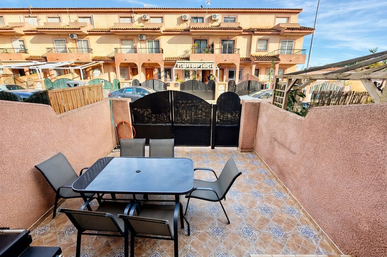 4 slaapkamer Huis te koop in San Pedro del Pinatar met zwembad - € 249.000 (Ref: 9707631)