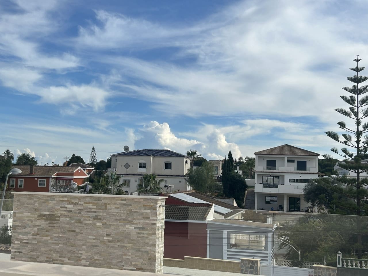 5 bedroom Villa for sale in Los Balcones with pool garage - € 849,950 (Ref: 9713720)