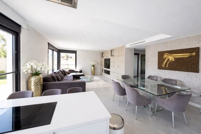 5 soverom Villa til salgs i Los Balcones med svømmebasseng garasje - € 849 950 (Ref: 9713721)