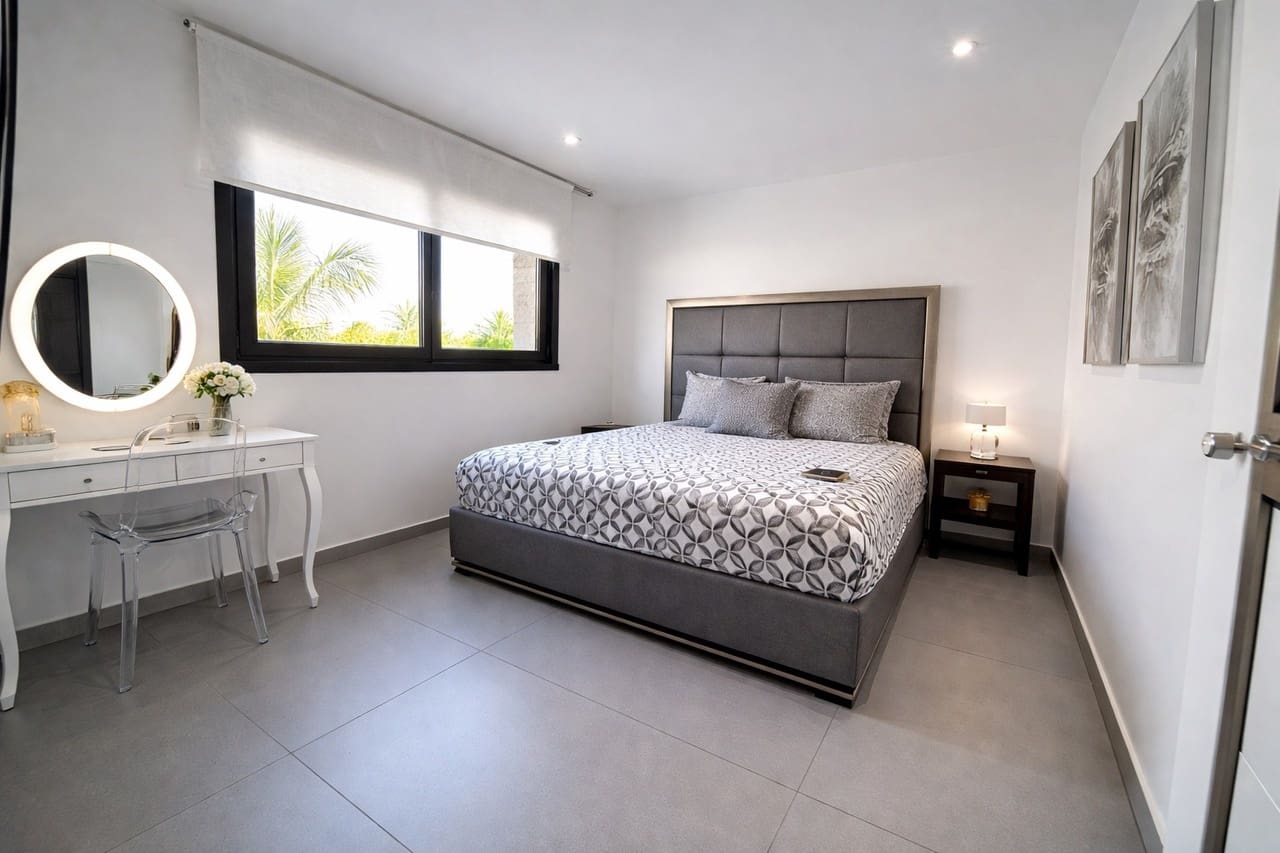 5 soverom Villa til salgs i Los Balcones med svømmebasseng garasje - € 849 950 (Ref: 9713721)