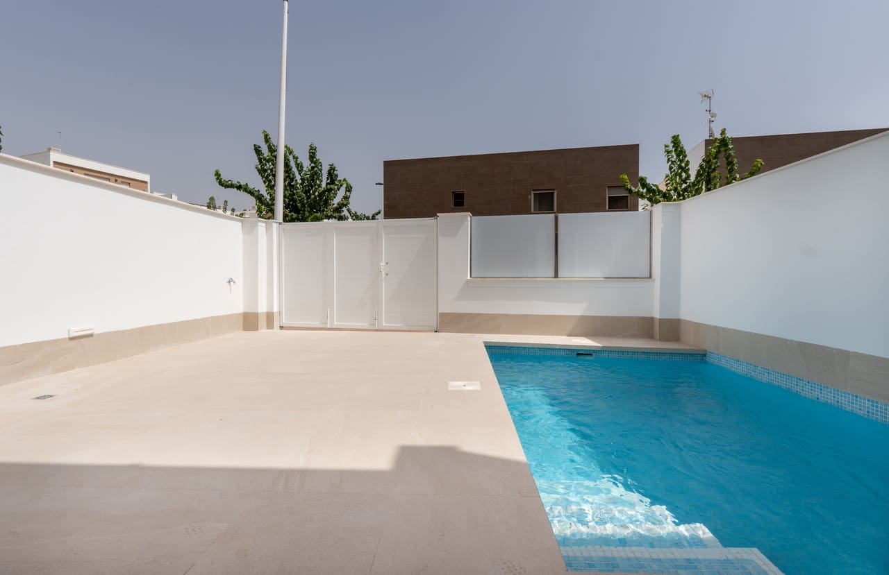 3 Zimmer Villa zu verkaufen in San Pedro del Pinatar mit Pool - 389.000 € (Ref: 9713729)