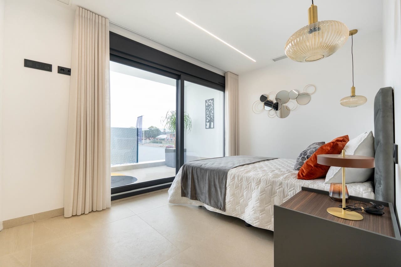 3 chambre Villa/Maison à vendre à San Pedro del Pinatar avec piscine - 455 000 € (Ref: 9713729)