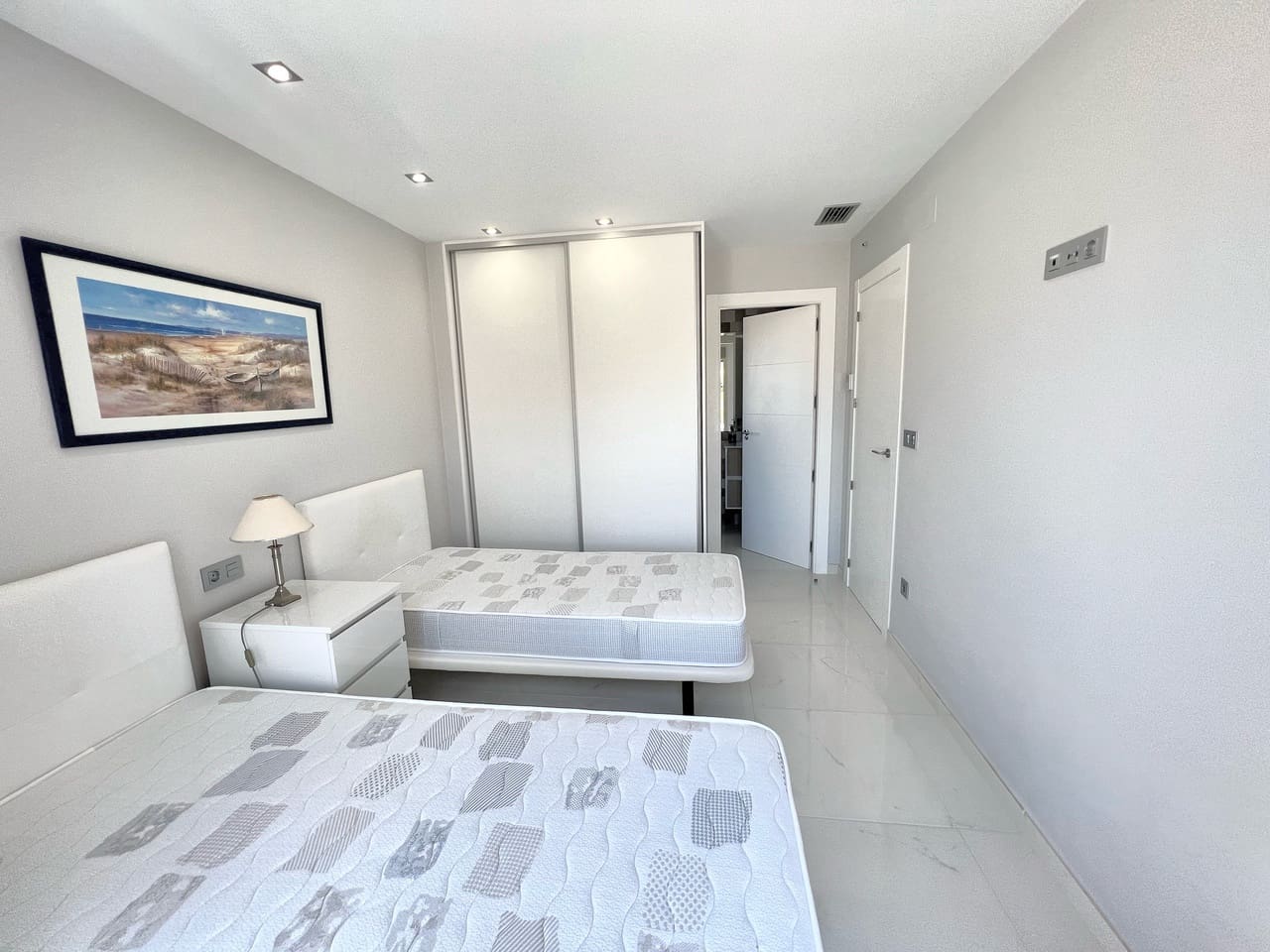 4 bedroom Villa for sale in Punta Prima with pool - € 555,000 (Ref: 9713736)