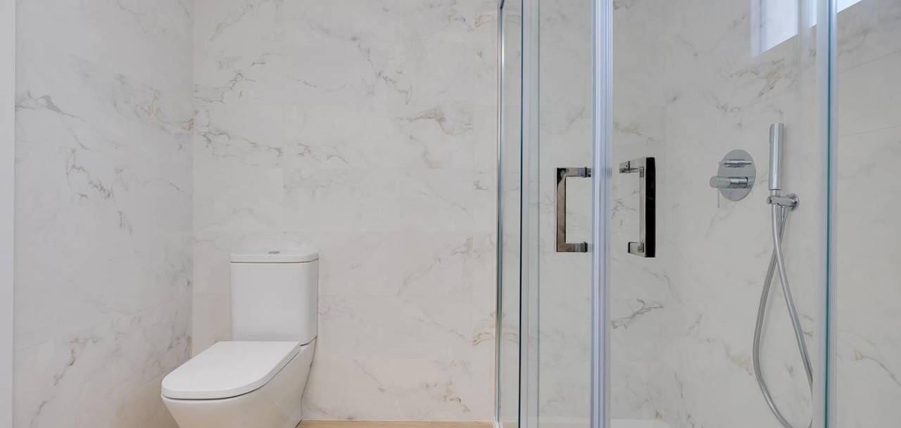 3 quarto Casa em Banda para venda em Torrevieja com piscina garagem - 650 000 € (Ref: 9713775)