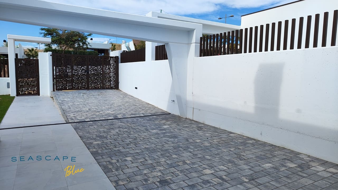 3 soverom Villa til salgs i Finestrat med svømmebasseng garasje - € 650 000 (Ref: 9713795)