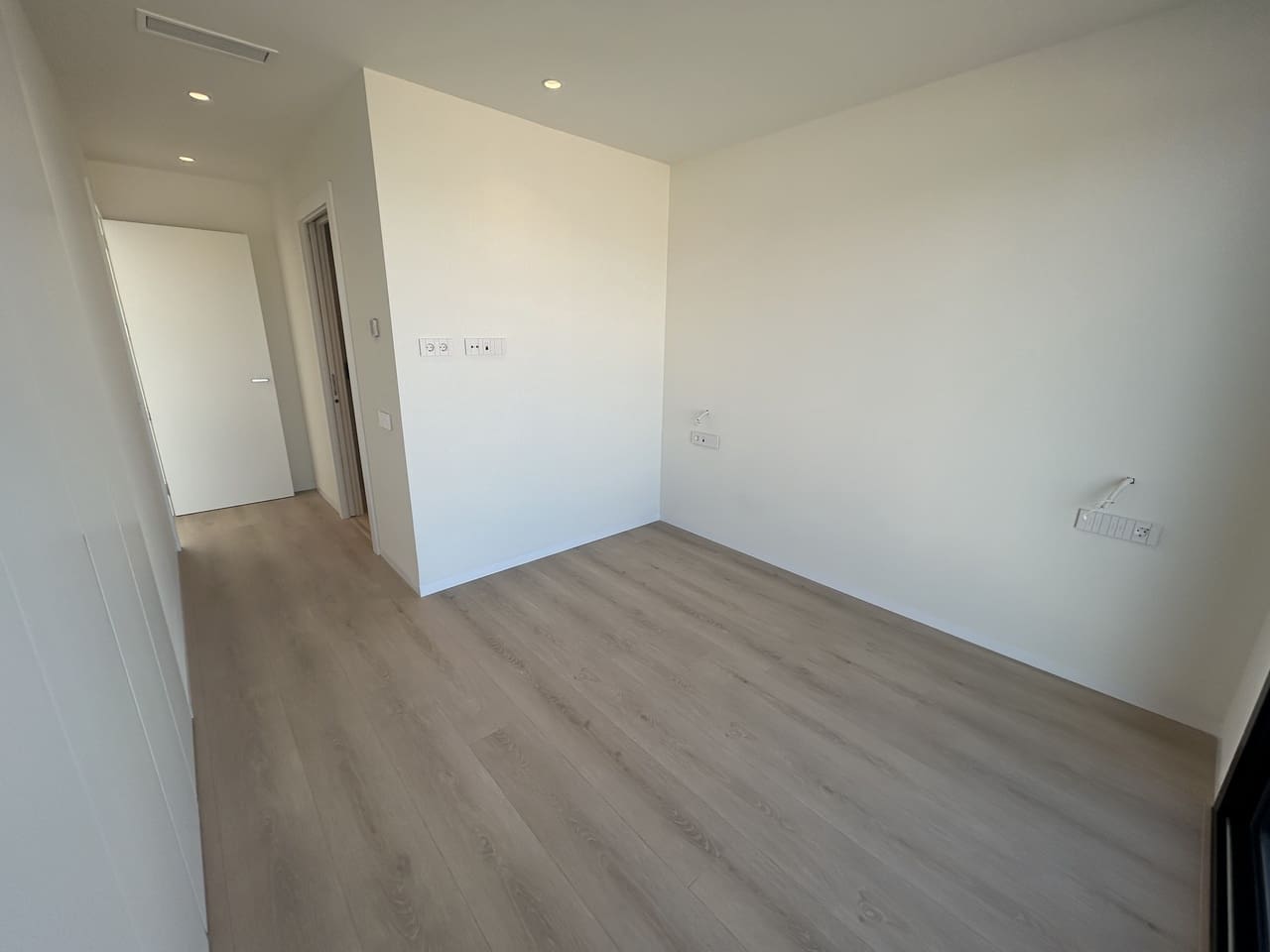 2 makuuhuone Kattohuoneisto myytävänä paikassa Las Colinas Golf mukana uima-altaan 
autotalli - 925 000 € (Ref: 9713811)