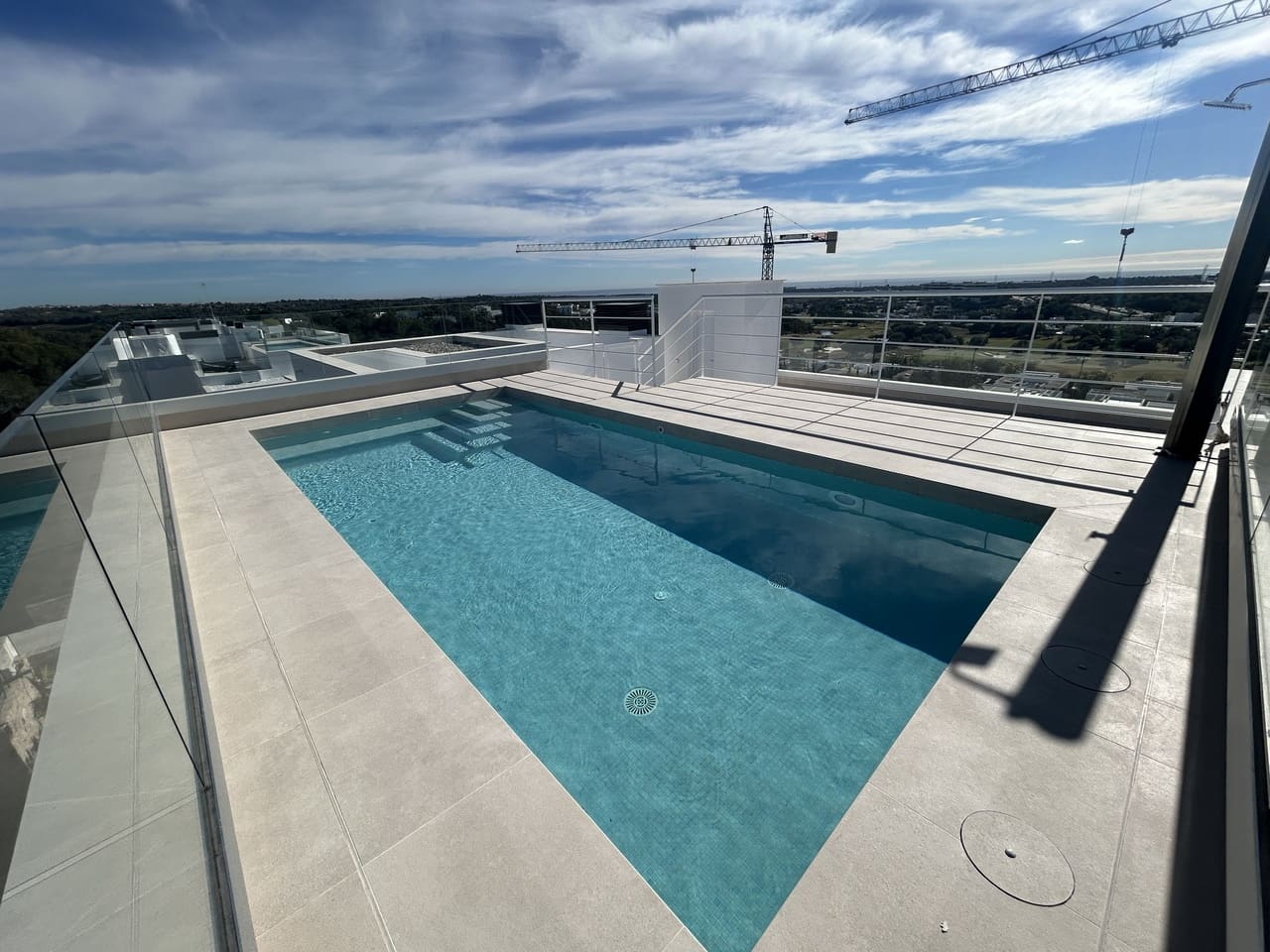 2 makuuhuone Kattohuoneisto myytävänä paikassa Las Colinas Golf mukana uima-altaan 
autotalli - 925 000 € (Ref: 9713811)