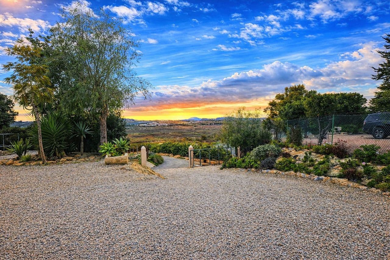 4 bedroom Villa for sale in Torremendo with pool garage - € 1,100,000 (Ref: 9713816)