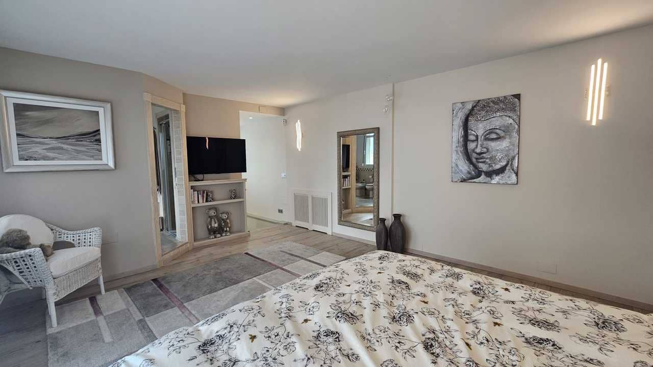 4 bedroom Villa for sale in Torremendo with pool garage - € 1,100,000 (Ref: 9713816)