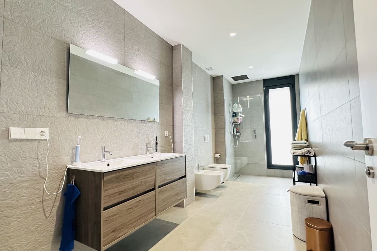 6 soveværelse Villa til salg i Las Colinas Golf med garage - € 2.195.000 (Ref: 9713828)