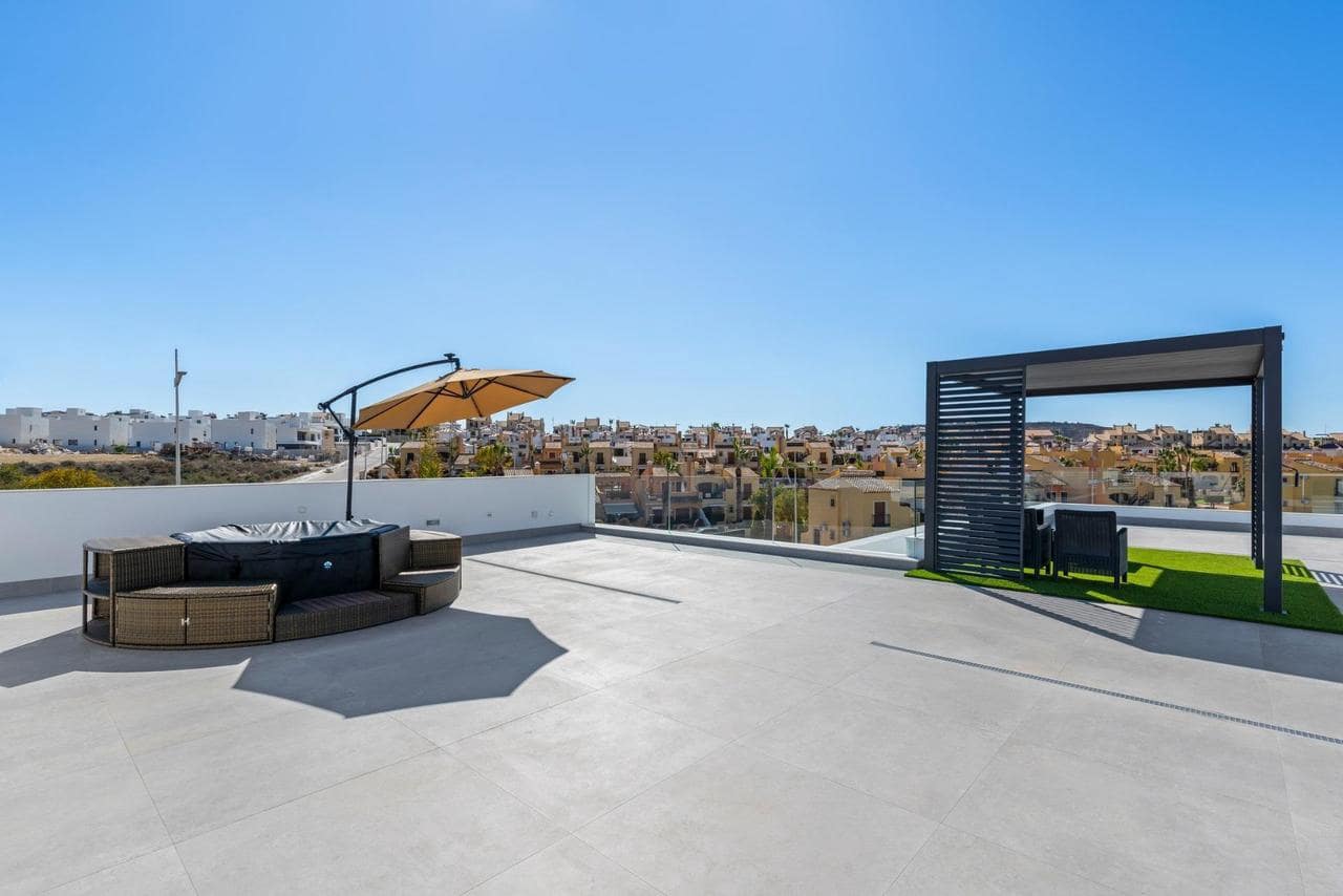 3 Zimmer Villa zu verkaufen in Algorfa mit Pool Garage - 680.000 € (Ref: 9713834)