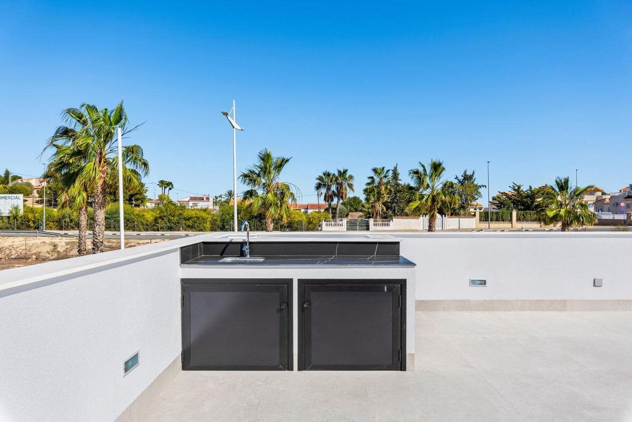 3 Zimmer Villa zu verkaufen in Algorfa mit Pool Garage - 680.000 € (Ref: 9713834)
