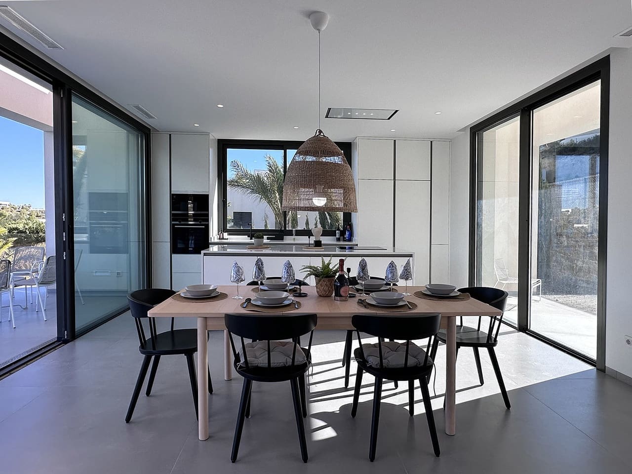 3 bedroom Villa for sale in San Miguel de Salinas with pool - € 1,295,000 (Ref: 9713835)