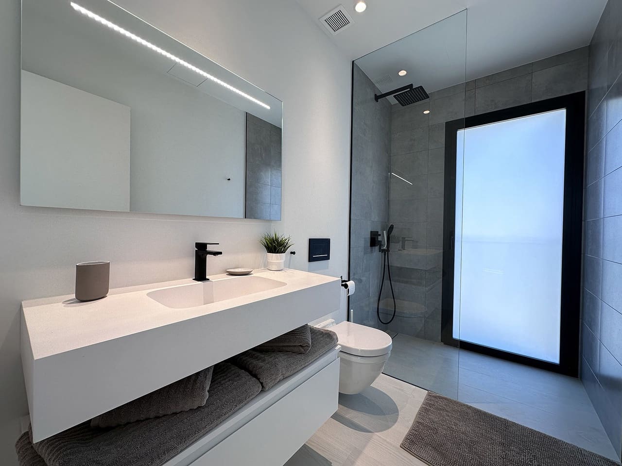 3 bedroom Villa for sale in San Miguel de Salinas with pool - € 1,295,000 (Ref: 9713835)