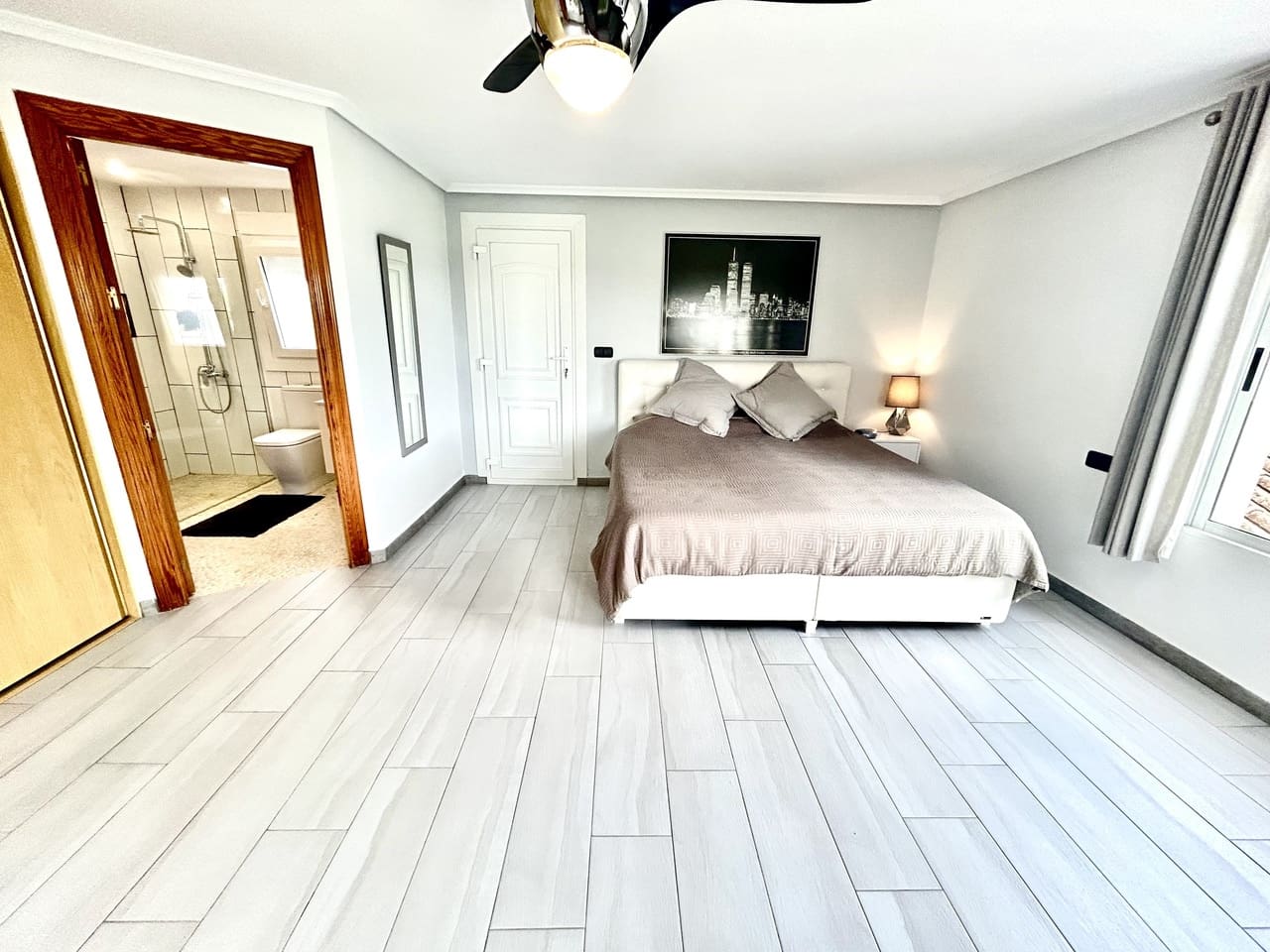 4 soverom Villa til salgs i Catral med svømmebasseng garasje - € 549 000 (Ref: 9715544)