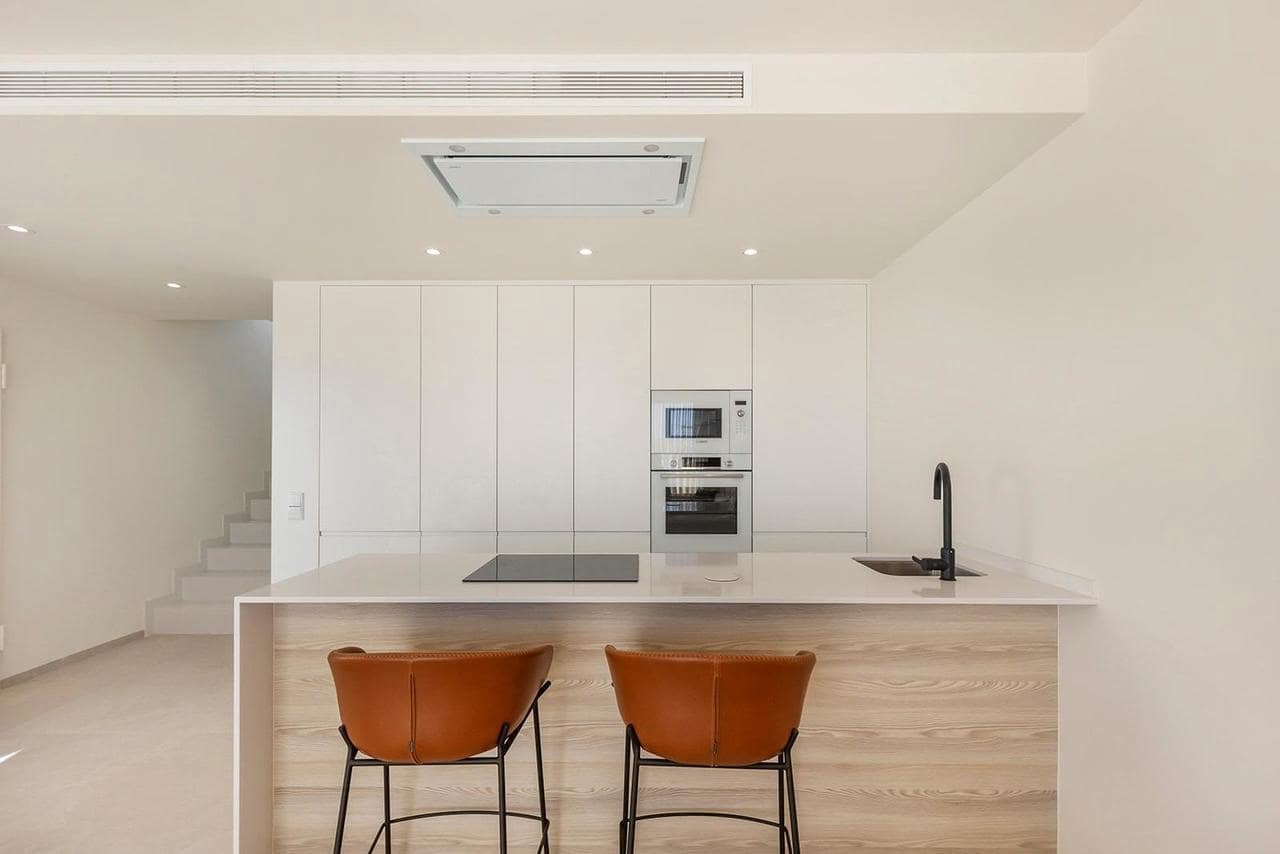 3 makuuhuone Huvila myytävänä paikassa Los Alcazares mukana uima-altaan - 429 000 € (Ref: 9727554)