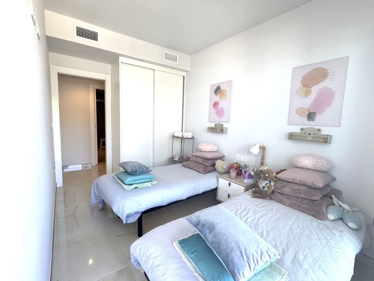 3 quarto Apartamento para venda em Playa Flamenca com piscina garagem - 450 000 € (Ref: 9735937)