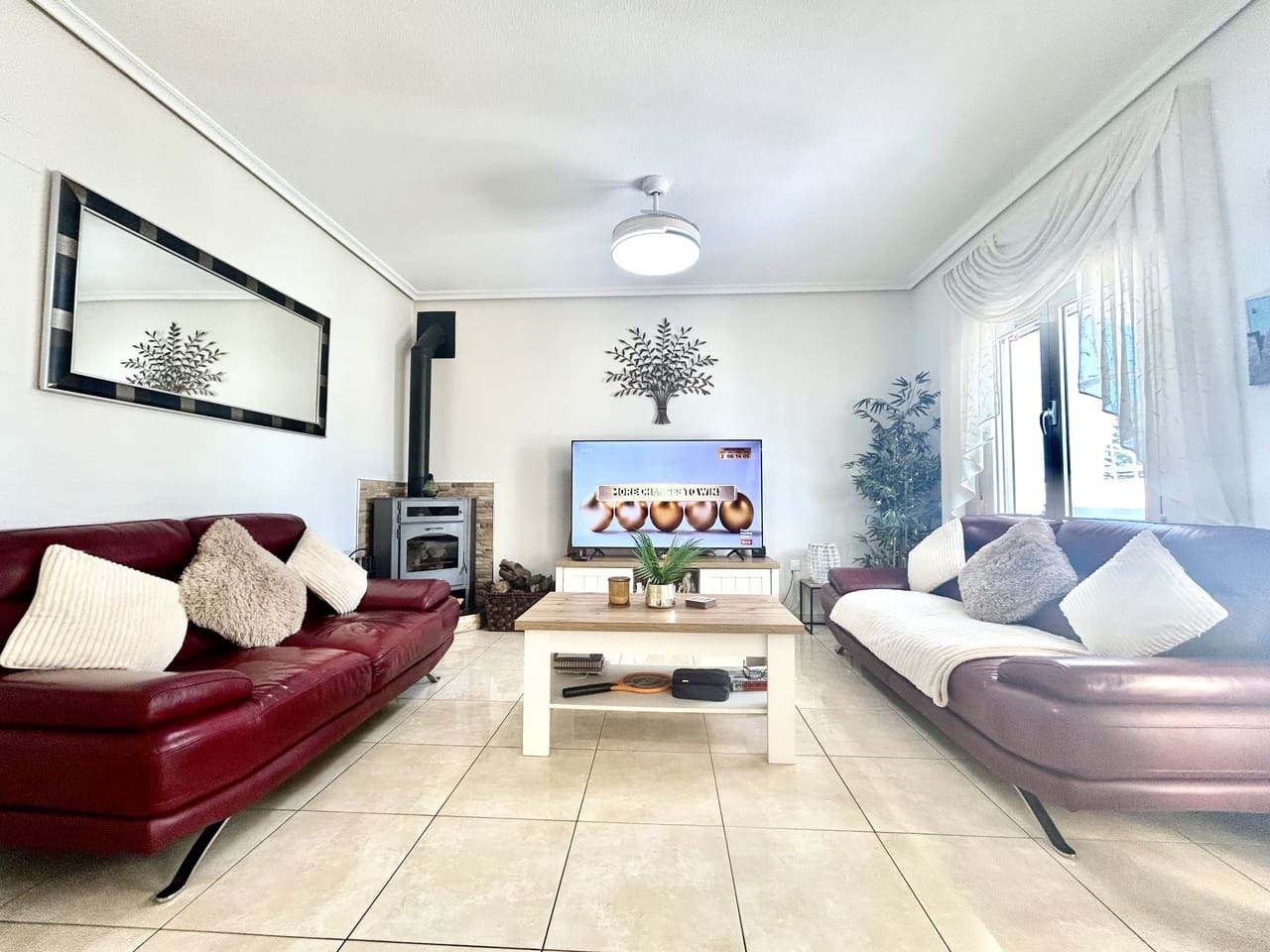 2 bedroom Villa for sale in Villamartin with pool - € 390,000 (Ref: 9739238)