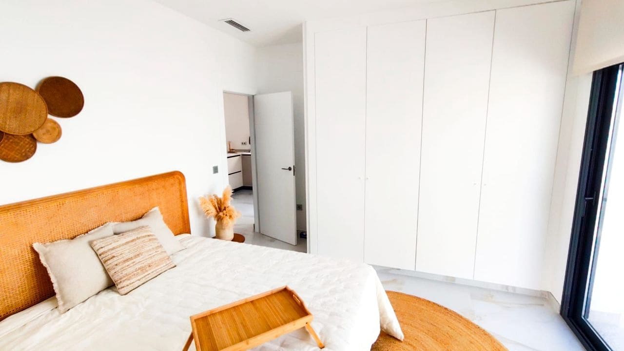 Chalet de 3 habitaciones en Pinar de Campoverde en venta con piscina garaje - 422.500 € (Ref: 9748211)