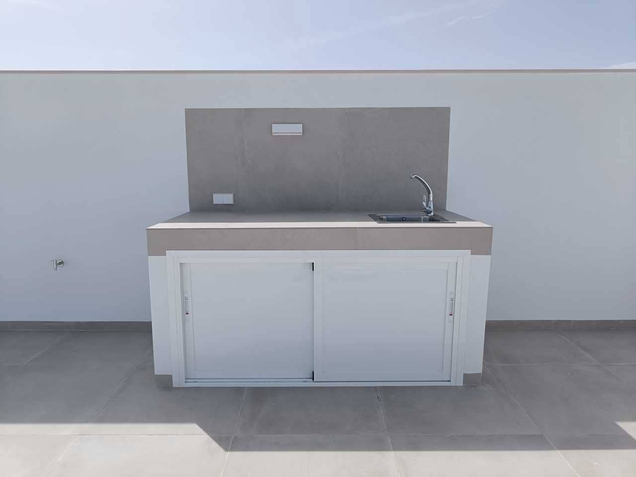 3 slaapkamer Villa te koop in Los Alcazares met zwembad garage - € 499.900 (Ref: 9753489)