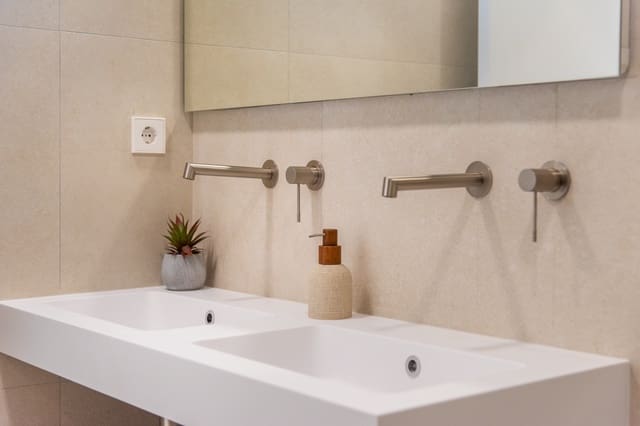 3 quarto Moradia para venda em Centro, Los Alcázares com piscina garagem - 499 900 € (Ref: 9753559)