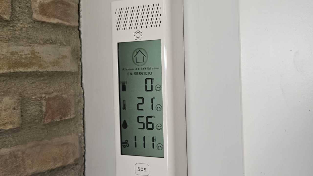 4 bedroom Villa for sale in Torremendo with pool garage - € 1,100,000 (Ref: 9774453)